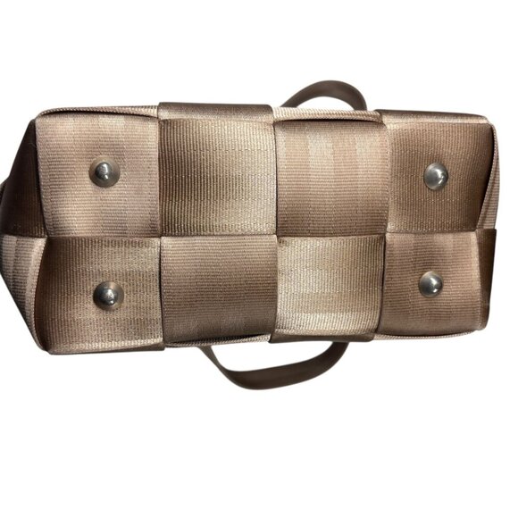 The Original Harvey's Seatbelt Bag Tan Beige Two Handle Small Tote Bag Purse - Picture 5 of 10